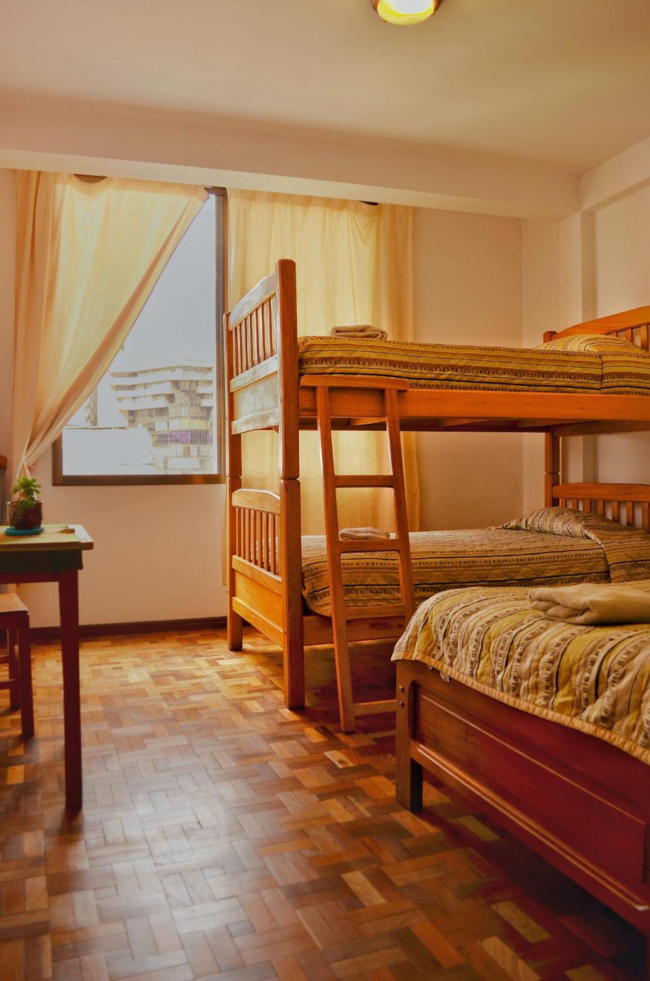 Hostal Downtown
